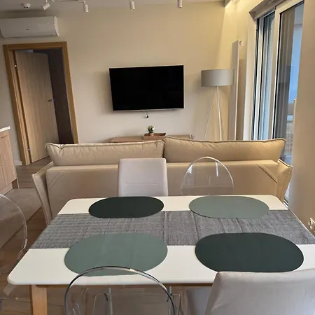 4summer Golden Dune - Parking, Przestronne Mieszkanie 50m2, Caly Do Dyspozycji, Duzy Taras Z Pieknym Zachodem Slonca Parkplatz, Geraeumige Mit 50 M2, Ganzes Zur Verfuegung, Grosse Terrasse Mit Wunderschoenem Sonnenunterga Apartment