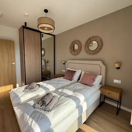 Apartment 4summer Golden Dune - Parking, Przestronne Mieszkanie 50m2, Caly Do Dyspozycji, Duzy Taras Z Pieknym Zachodem Slonca Parkplatz, Geraeumige Mit 50 M2, Ganzes Zur Verfuegung, Grosse Terrasse Mit Wunderschoenem Sonnenunterga *