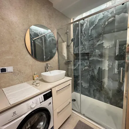 Apartment 4summer Golden Dune - Parking, Przestronne Mieszkanie 50m2, Caly Do Dyspozycji, Duzy Taras Z Pieknym Zachodem Slonca Parkplatz, Geraeumige Mit 50 M2, Ganzes Zur Verfuegung, Grosse Terrasse Mit Wunderschoenem Sonnenunterga Kolobrzeg