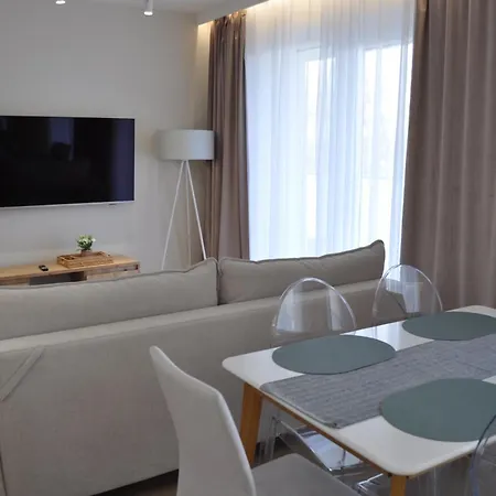 4summer Golden Dune - Parking, Przestronne Mieszkanie 50m2, Cały Do Dyspozycji, Duży Taras Z Pięknym Zachodem Słońca Parkplatz, Geräumige Mit 50 M2, Ganzes Zur Verfügung, Große Terrasse Mit Wunderschönem Sonnenuntergang Kołobrzeg