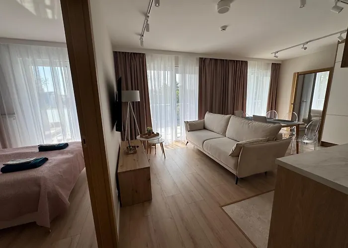 Apartment 4summer Golden Dune - Parking, Przestronne Mieszkanie 50m2, Caly Do Dyspozycji, Duzy Taras Z Pieknym Zachodem Slonca Parkplatz, Geraeumige Mit 50 M2, Ganzes Zur Verfuegung, Grosse Terrasse Mit Wunderschoenem Sonnenunterga Kolobrzeg